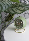 ilustracny-obrazok-budik-globe-klarsson